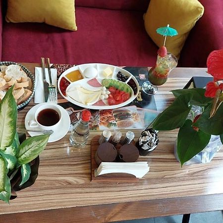Paris Hotel Cafe Restaurant 伊斯坦布尔 外观 照片