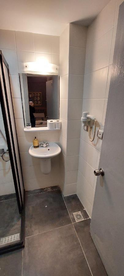 Paris Hotel Cafe Restaurant 伊斯坦布尔 外观 照片